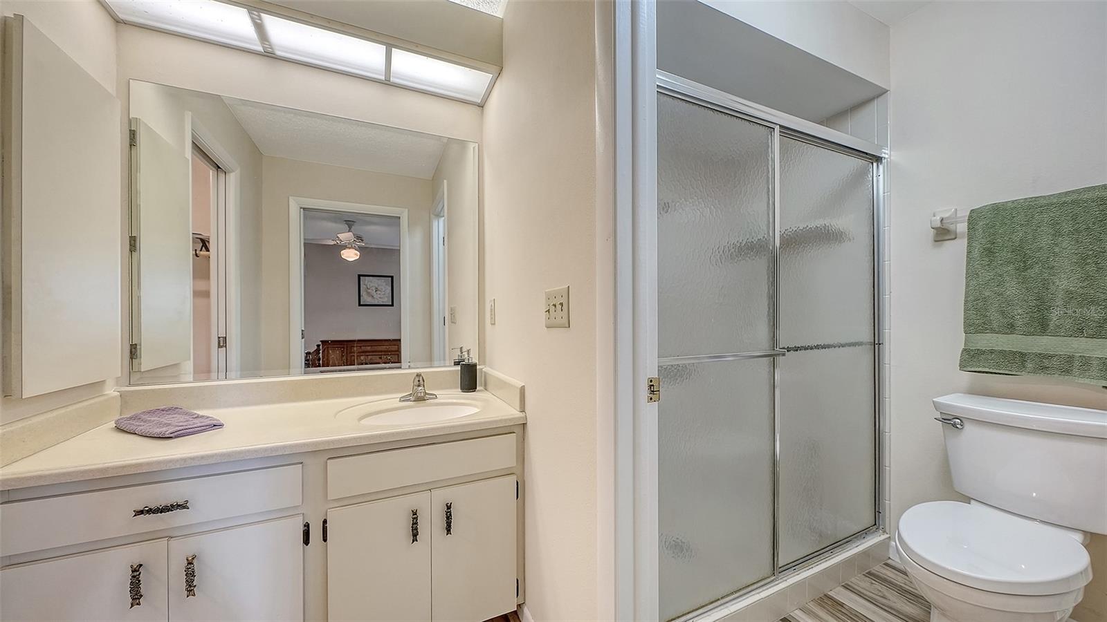 4207 BOWLING GREEN CIR — photo 24