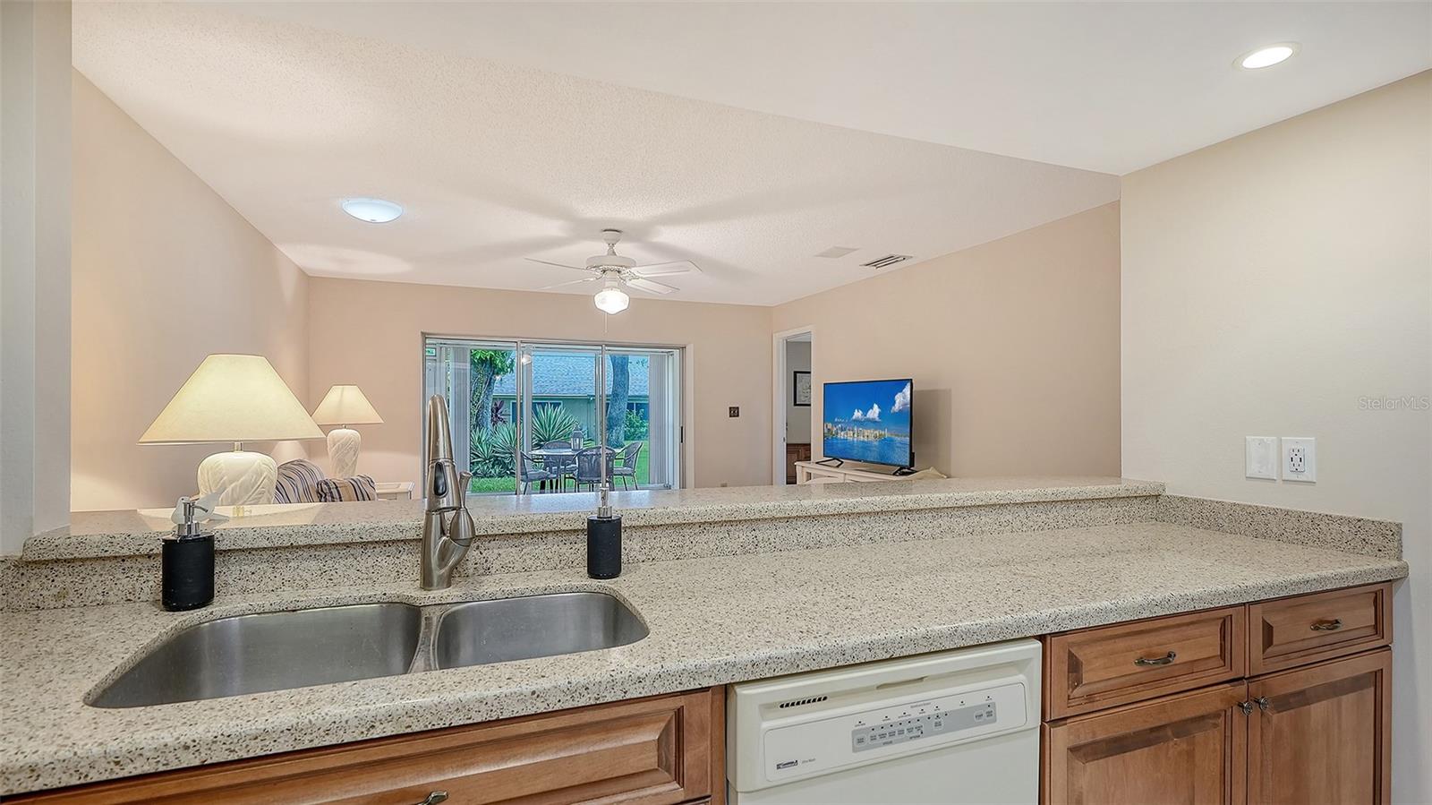 4207 BOWLING GREEN CIR — photo 18