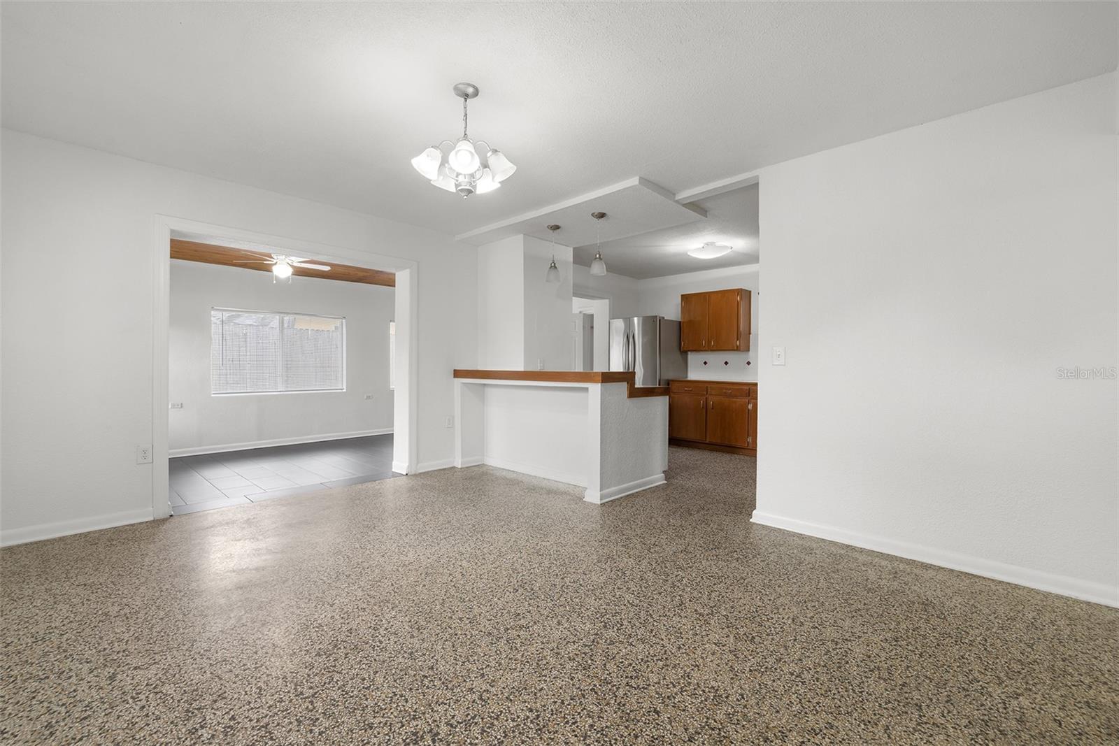 12113 N EDISON AVE — photo 14