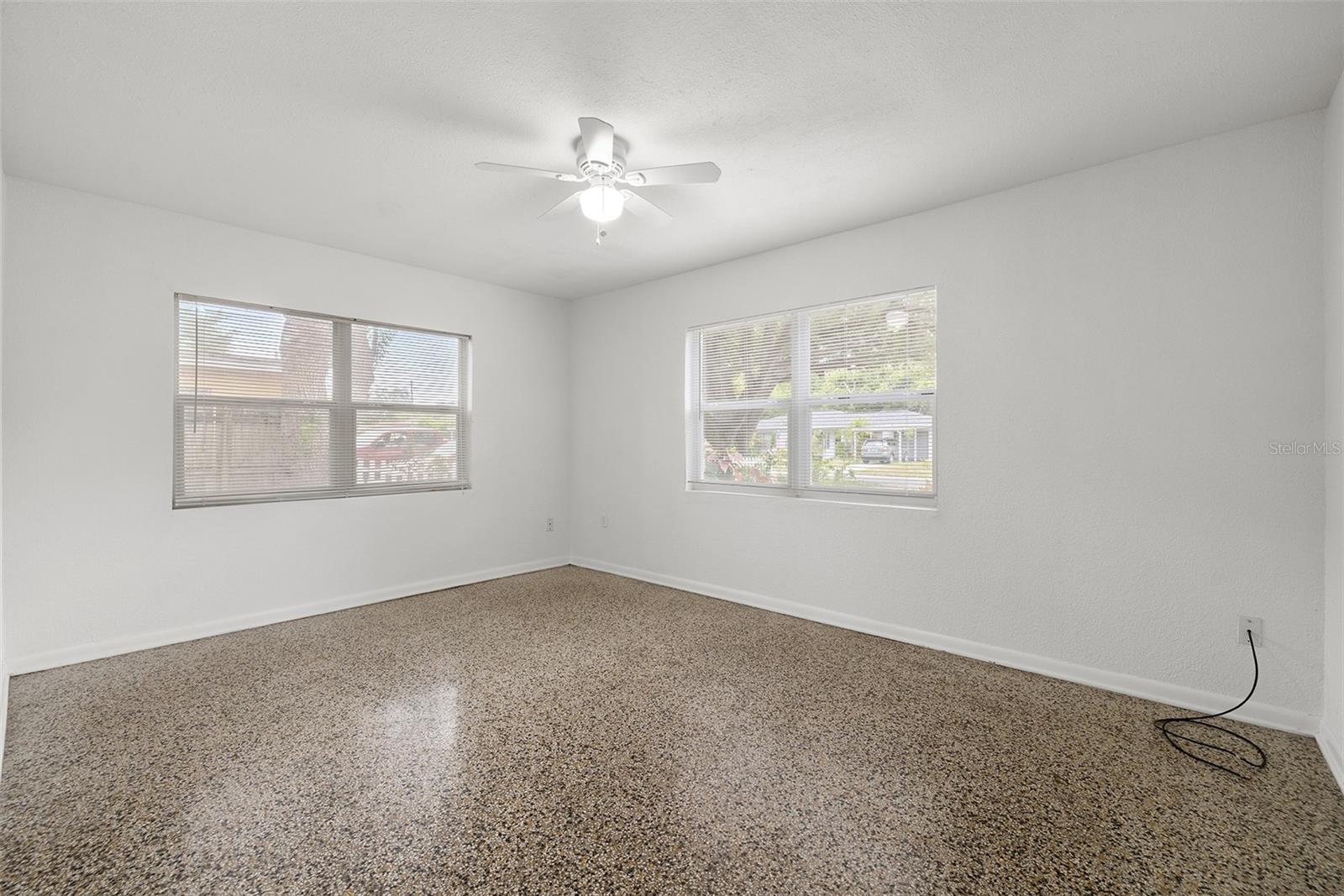 12113 N EDISON AVE — photo 7