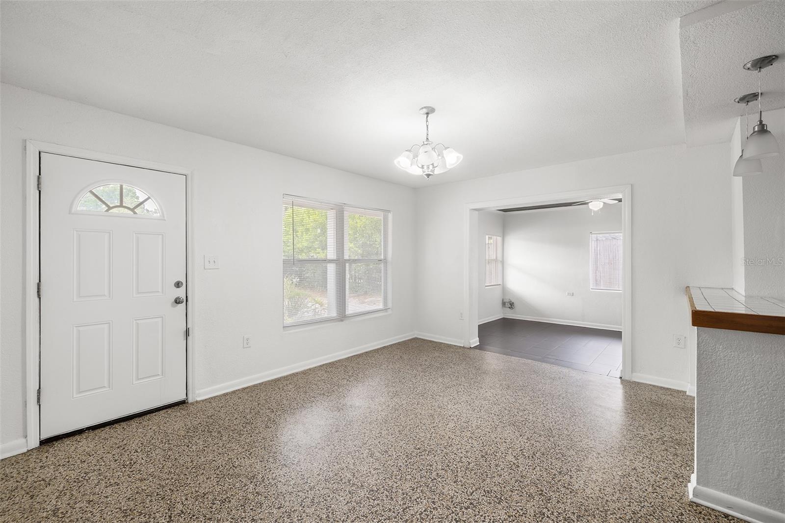 12113 N EDISON AVE — photo 23