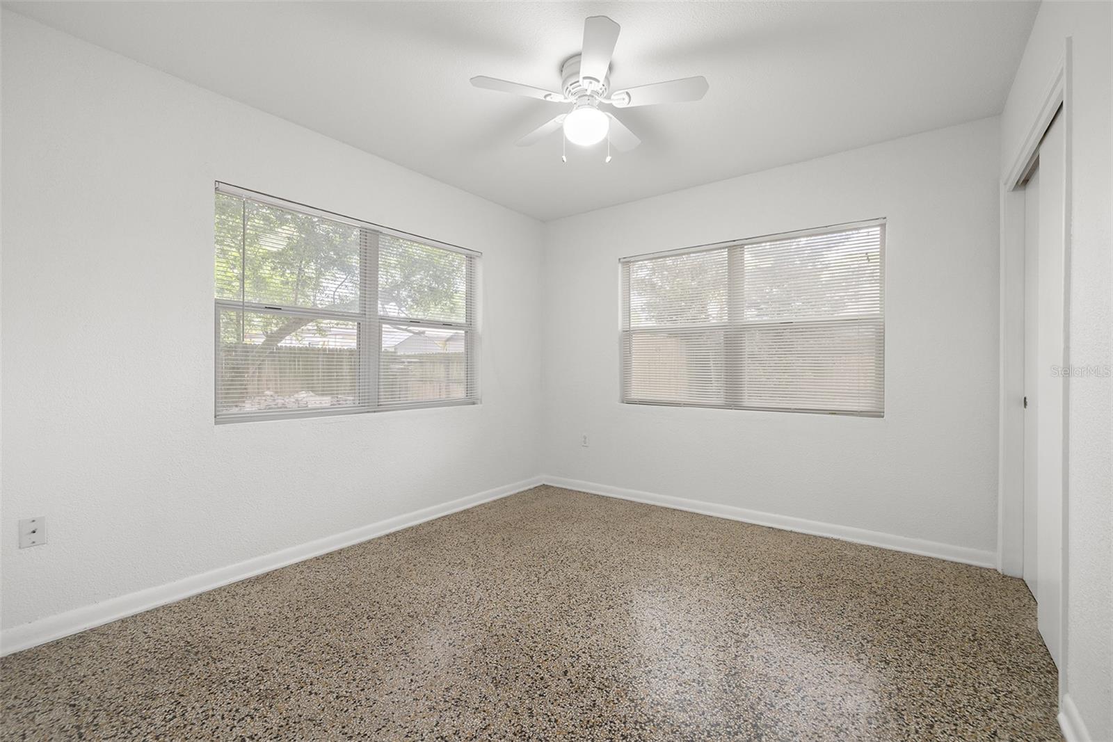 12113 N EDISON AVE — photo 12