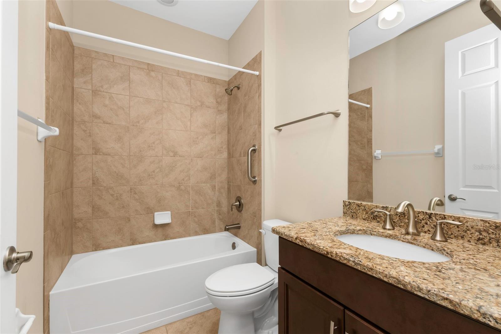 19064 BILLFISH AVE — photo 28
