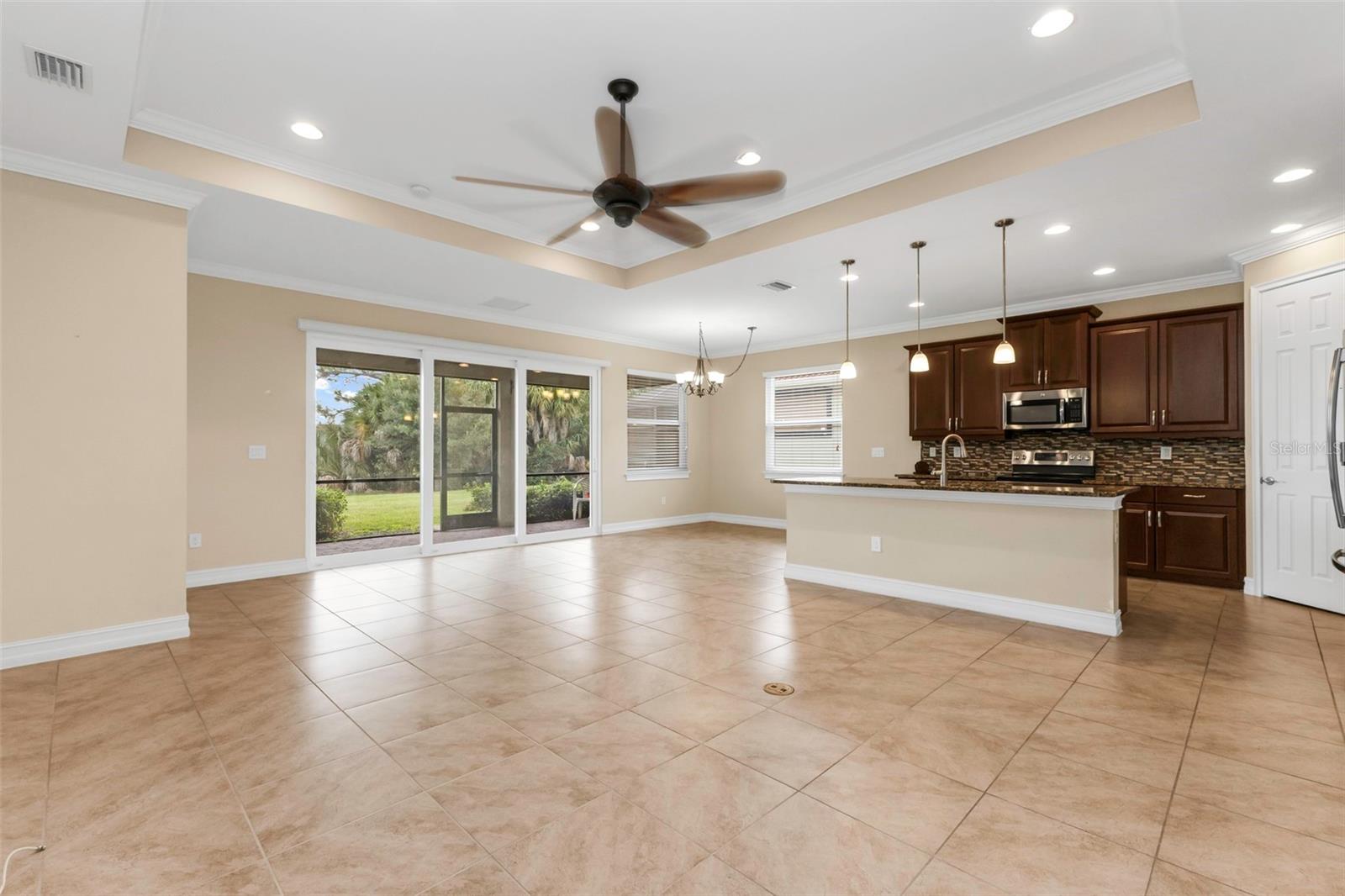 19064 BILLFISH AVE — photo 12