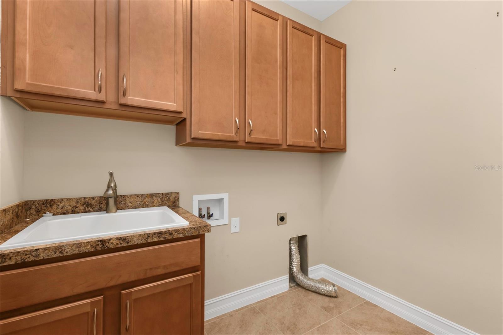 19064 BILLFISH AVE — photo 29
