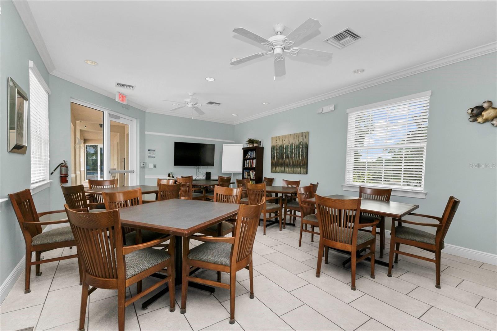 19064 BILLFISH AVE — photo 39