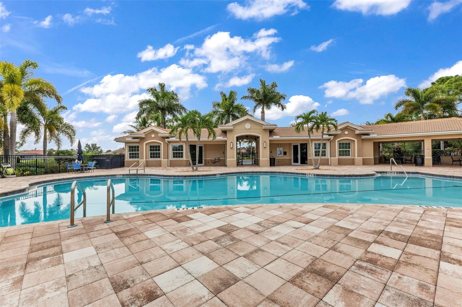 19064 BILLFISH AVE — photo 37