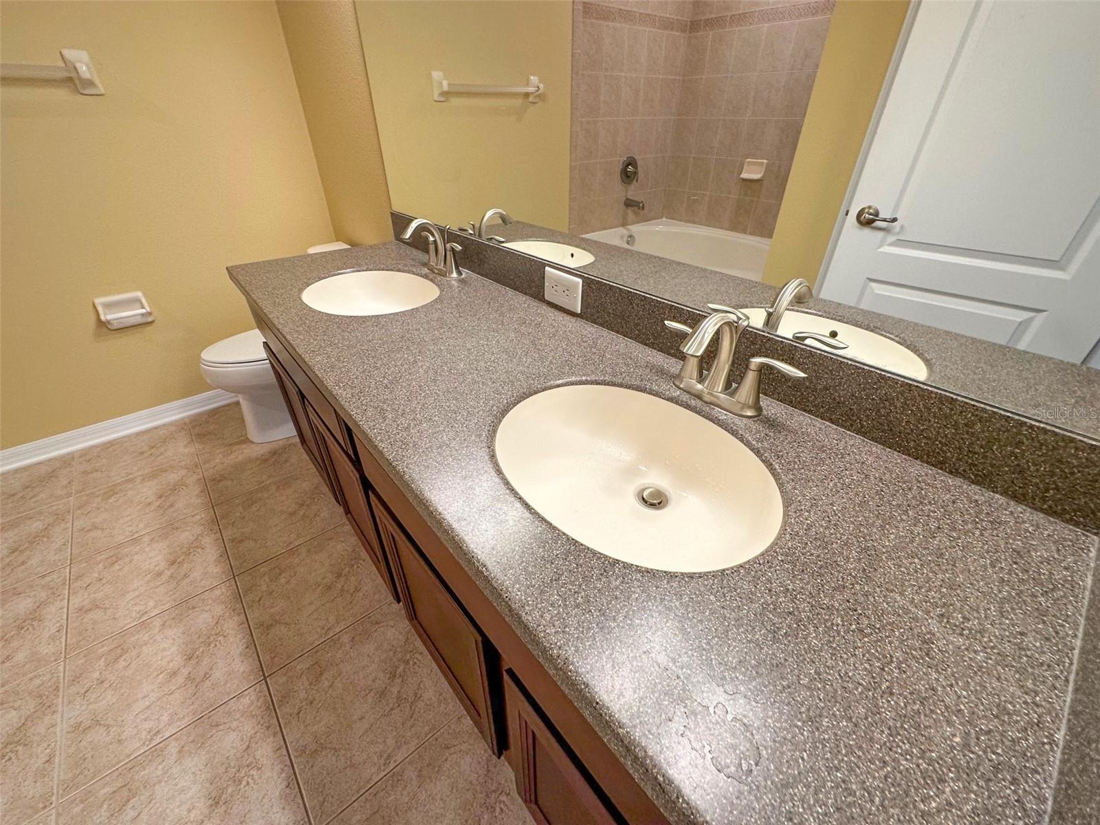 11801 CASTINE ST — photo 27