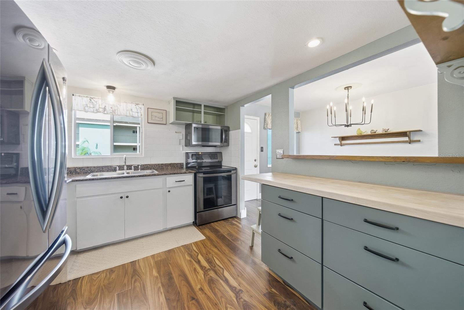 2330 CANAL DR #G27 — photo 3