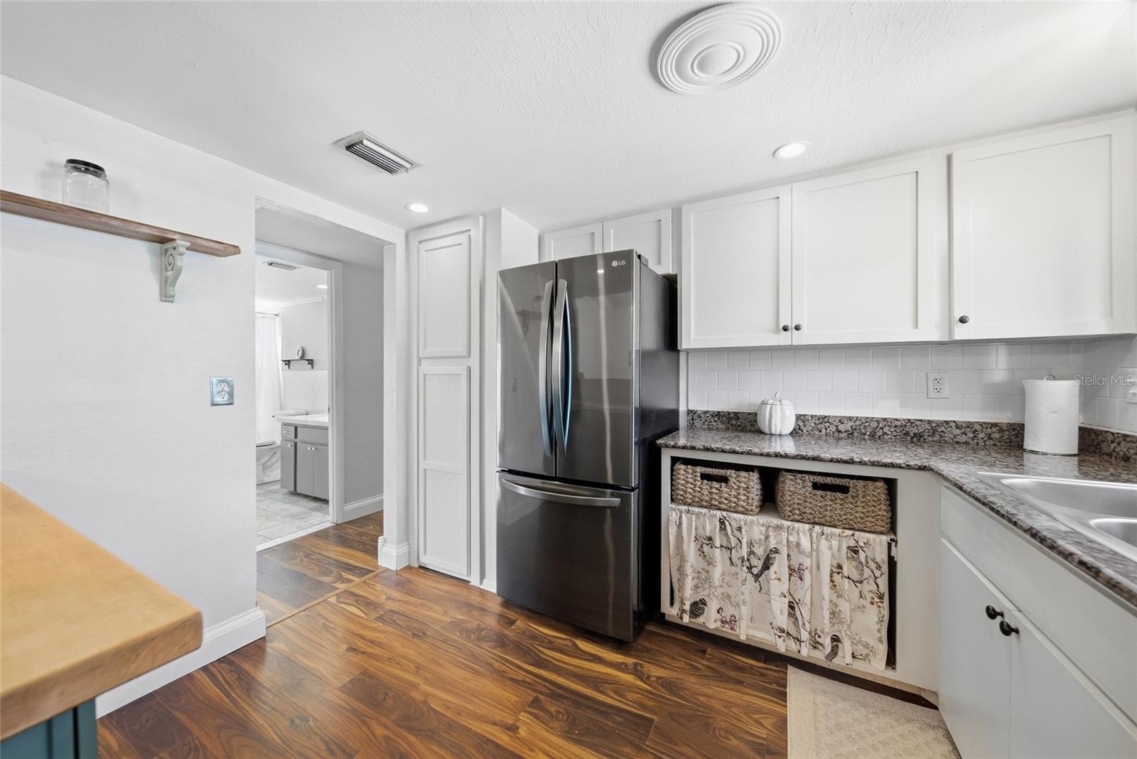 2330 CANAL DR #G27 — photo 5