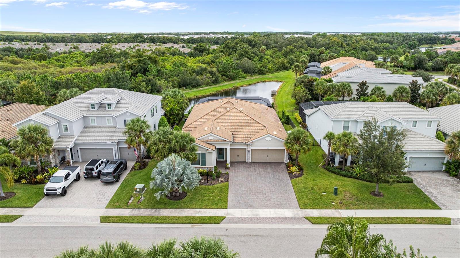 11717 GOLDEN BAY PL — photo 45
