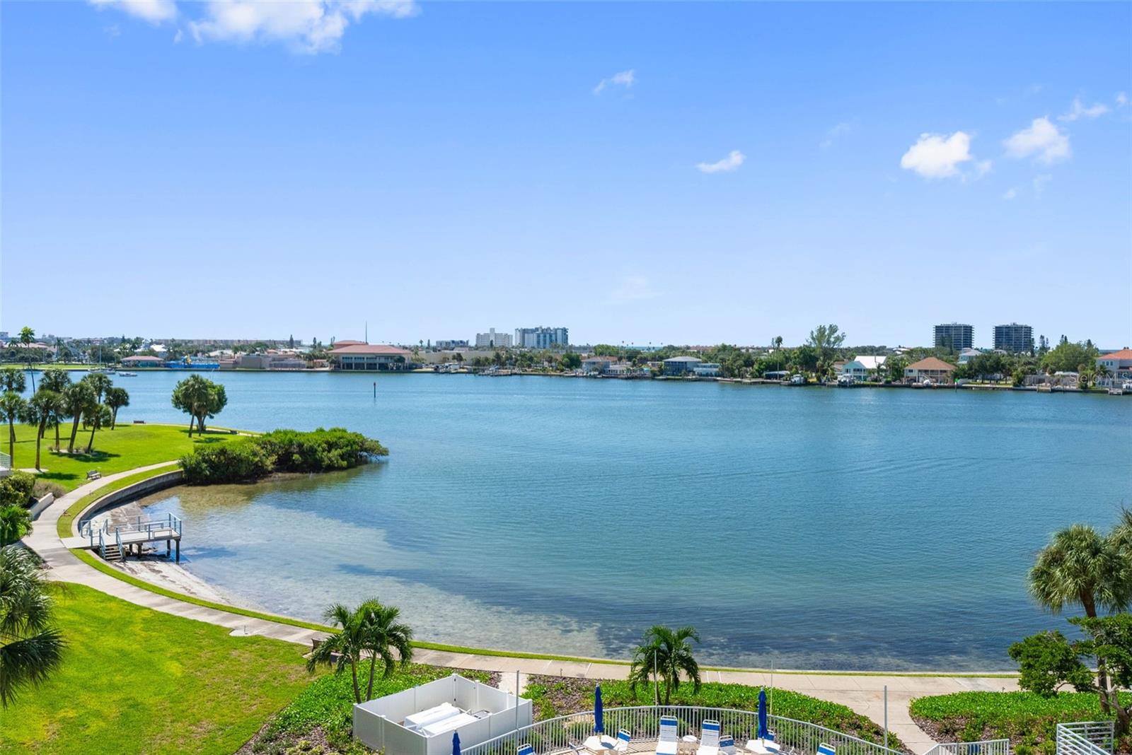 7902 SAILBOAT KEY BLVD S #407 — photo 2