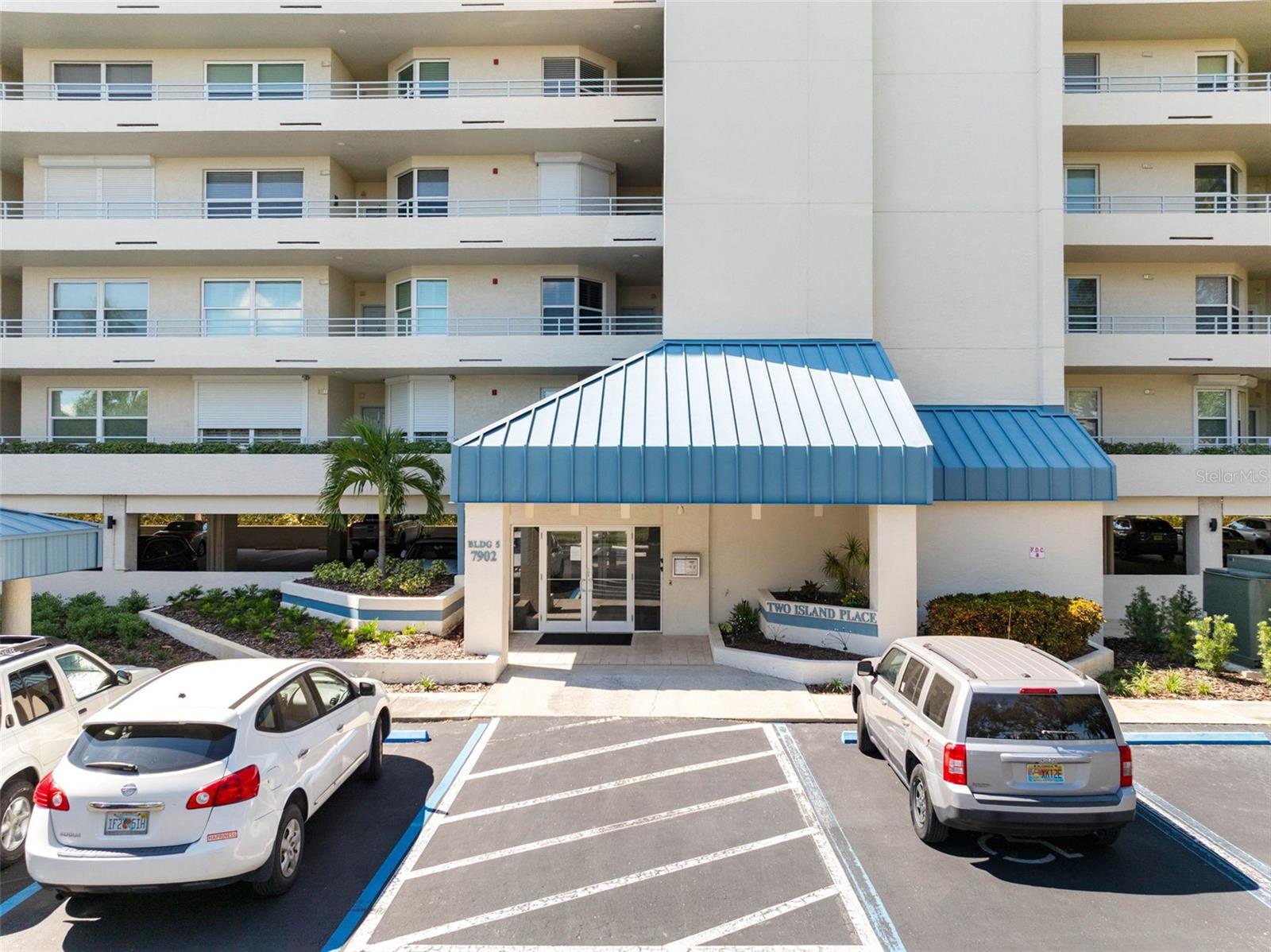 7902 SAILBOAT KEY BLVD S #407 — photo 38