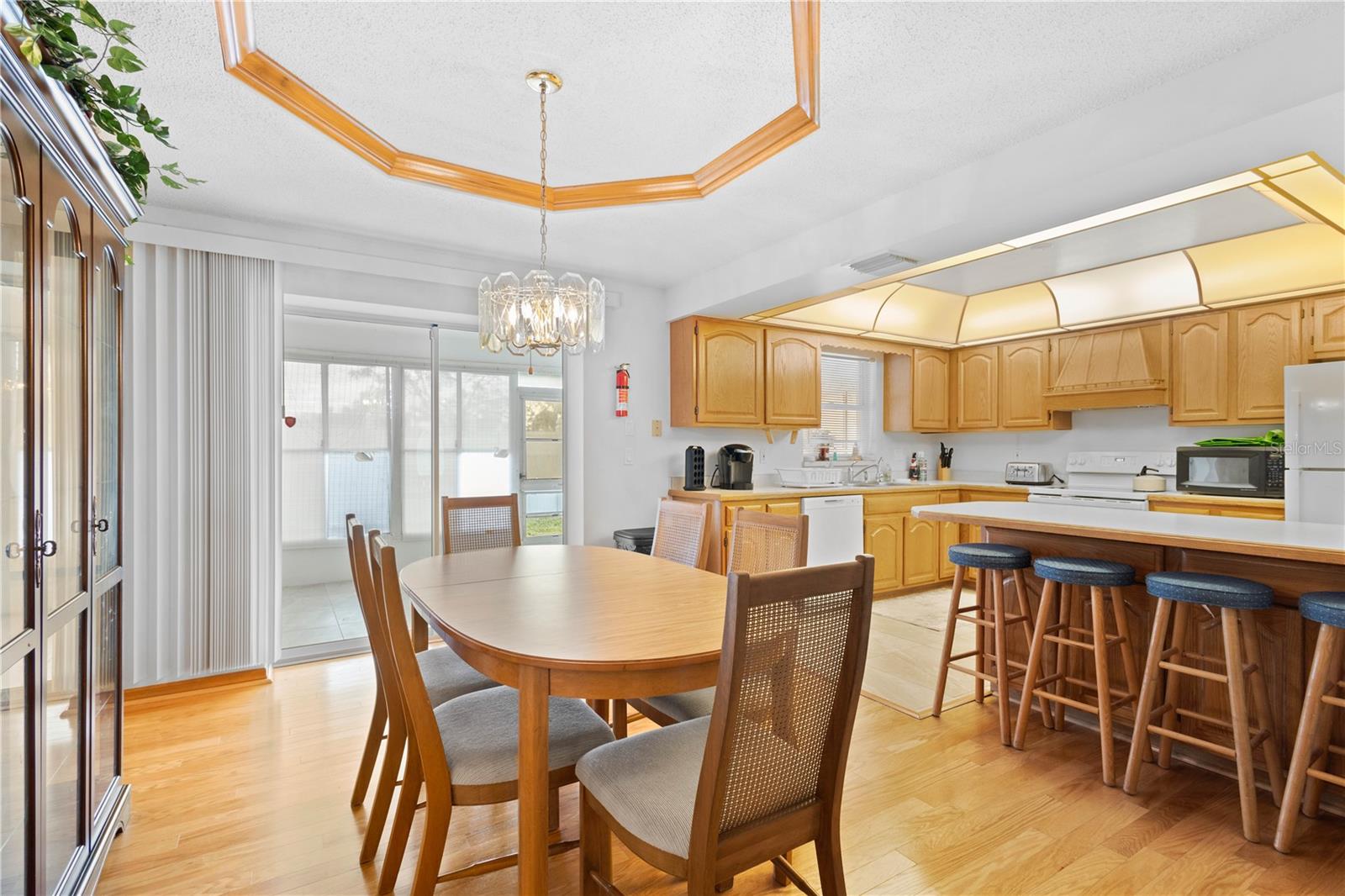 1565 PIEDMONT RD — photo 3