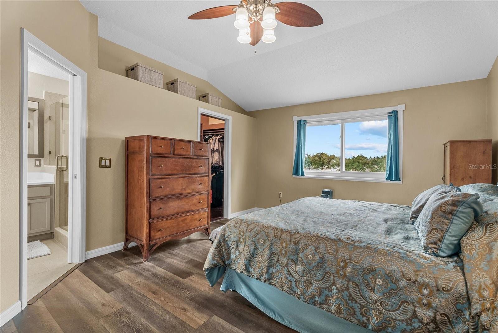 15302 SEAROBBIN DR — photo 30