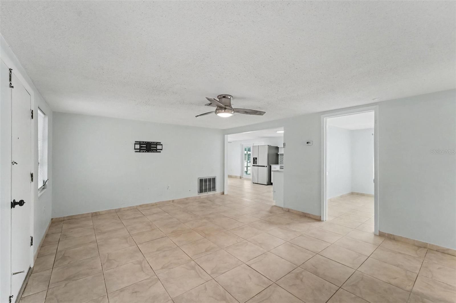 7922 LILAC DR — photo 9