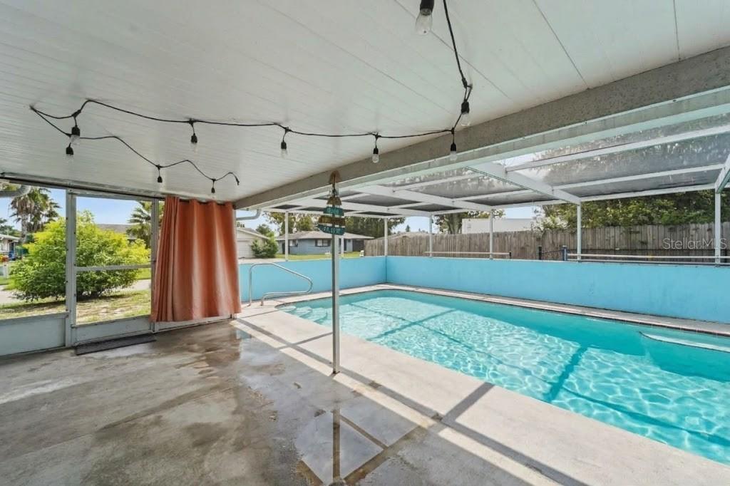 7922 LILAC DR — photo 21