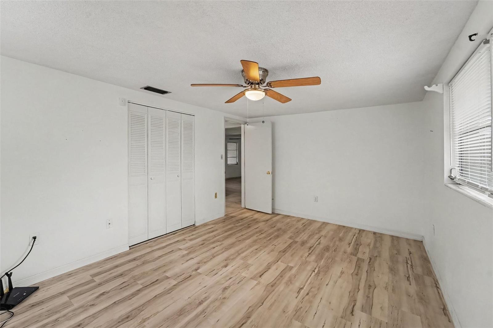 7922 LILAC DR — photo 15