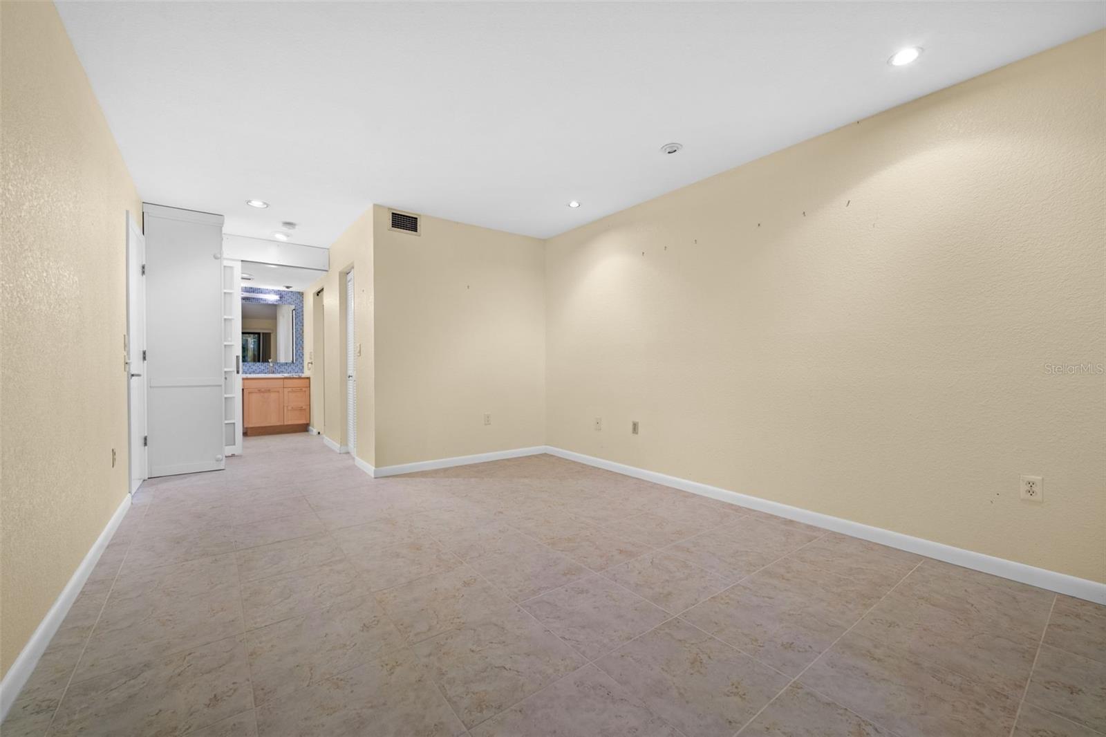 1657 BROOKHOUSE CIR #152 — photo 22