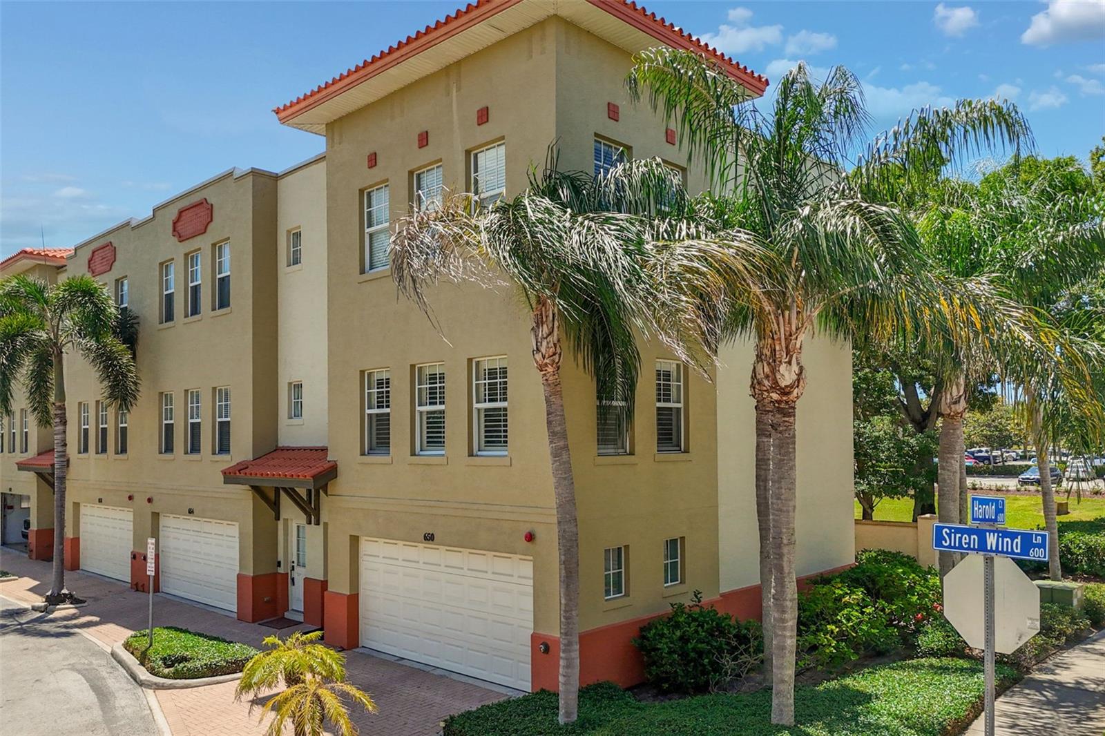650 SIREN WIND LN — photo 60