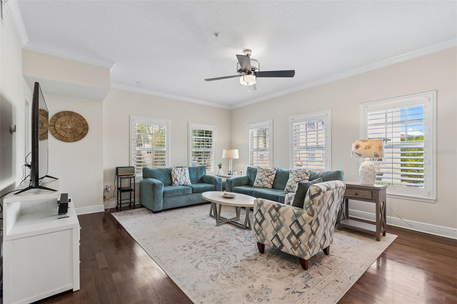 650 SIREN WIND LN — photo 25