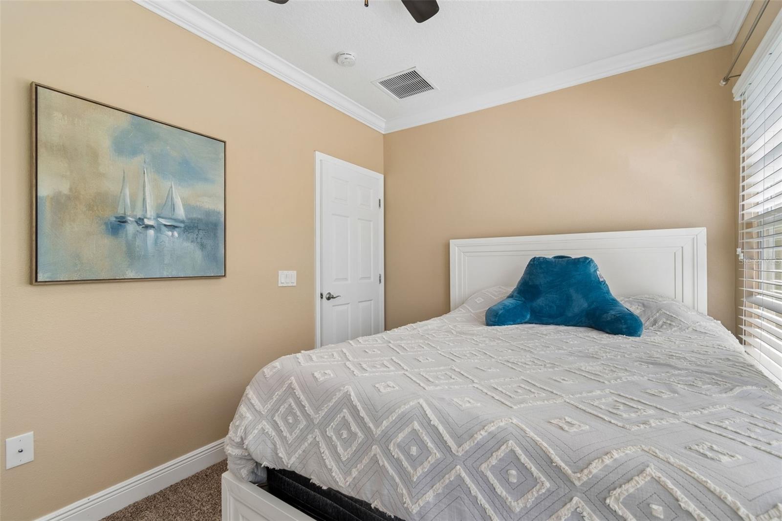650 SIREN WIND LN — photo 47