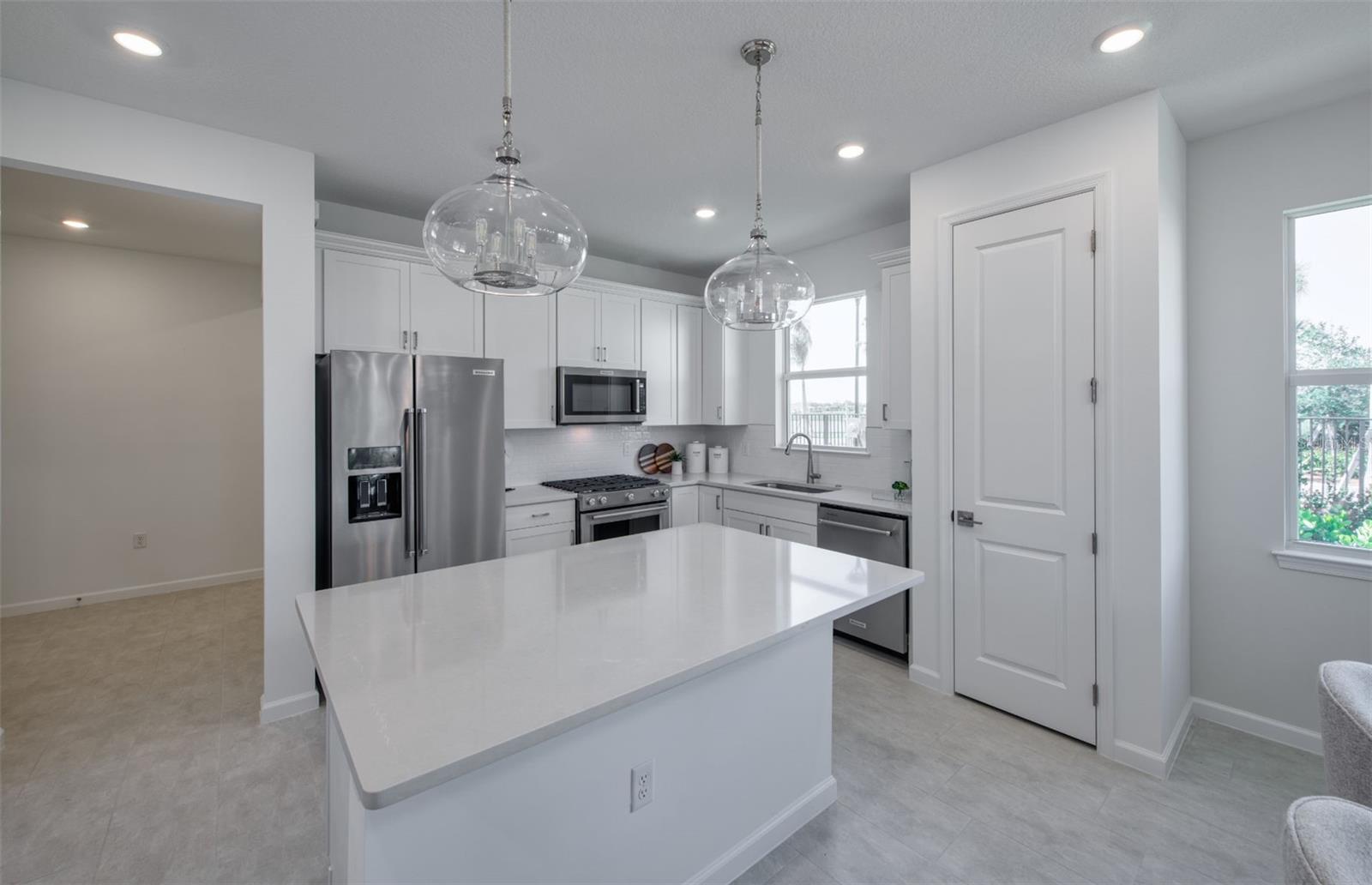 1575 TAVIRA PL — photo 11