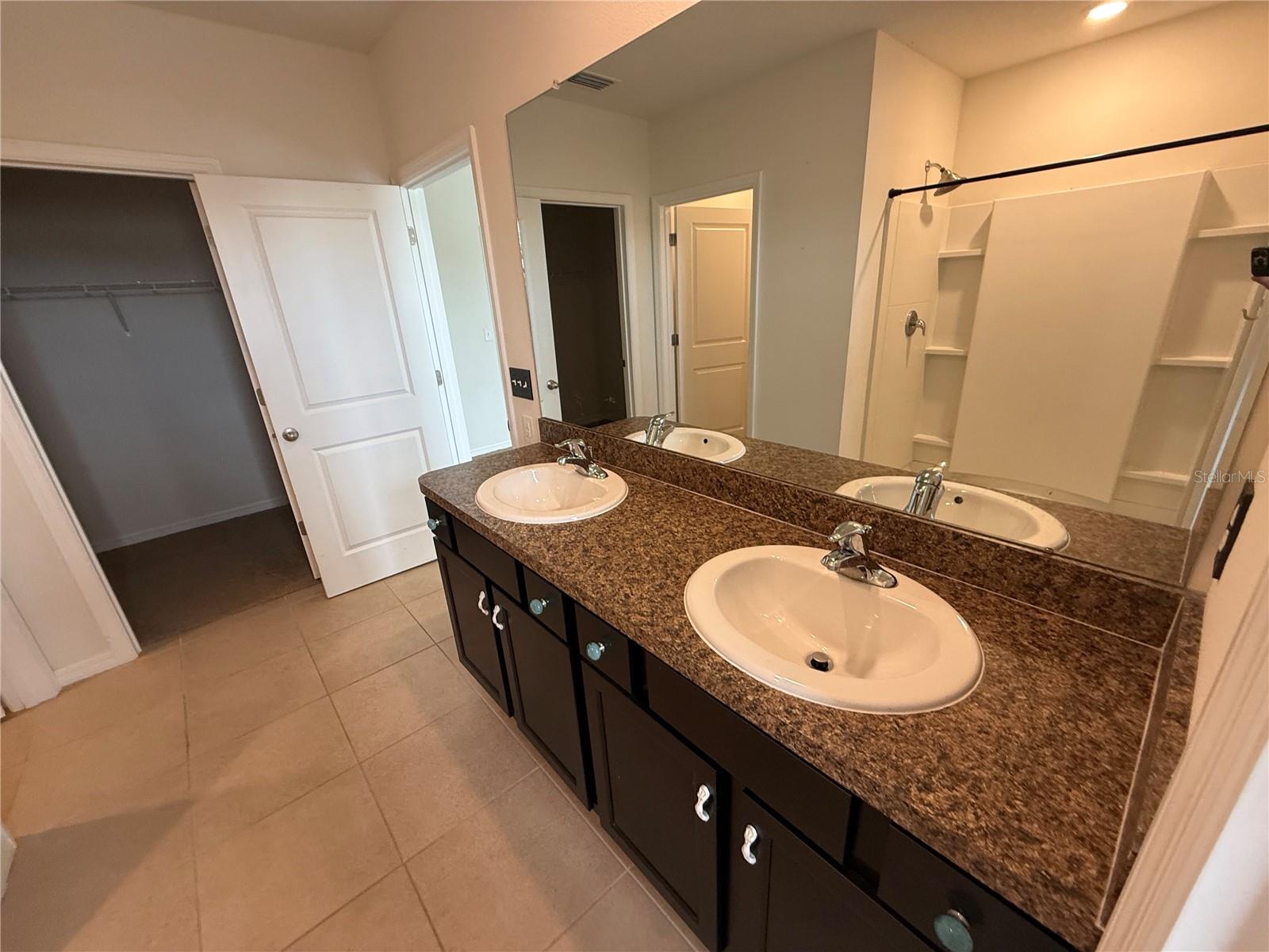 16702 SOUTHERN OAKS TRL — photo 17