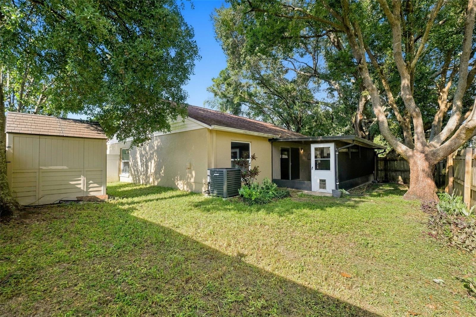 2872 WESLEYAN DR — photo 22