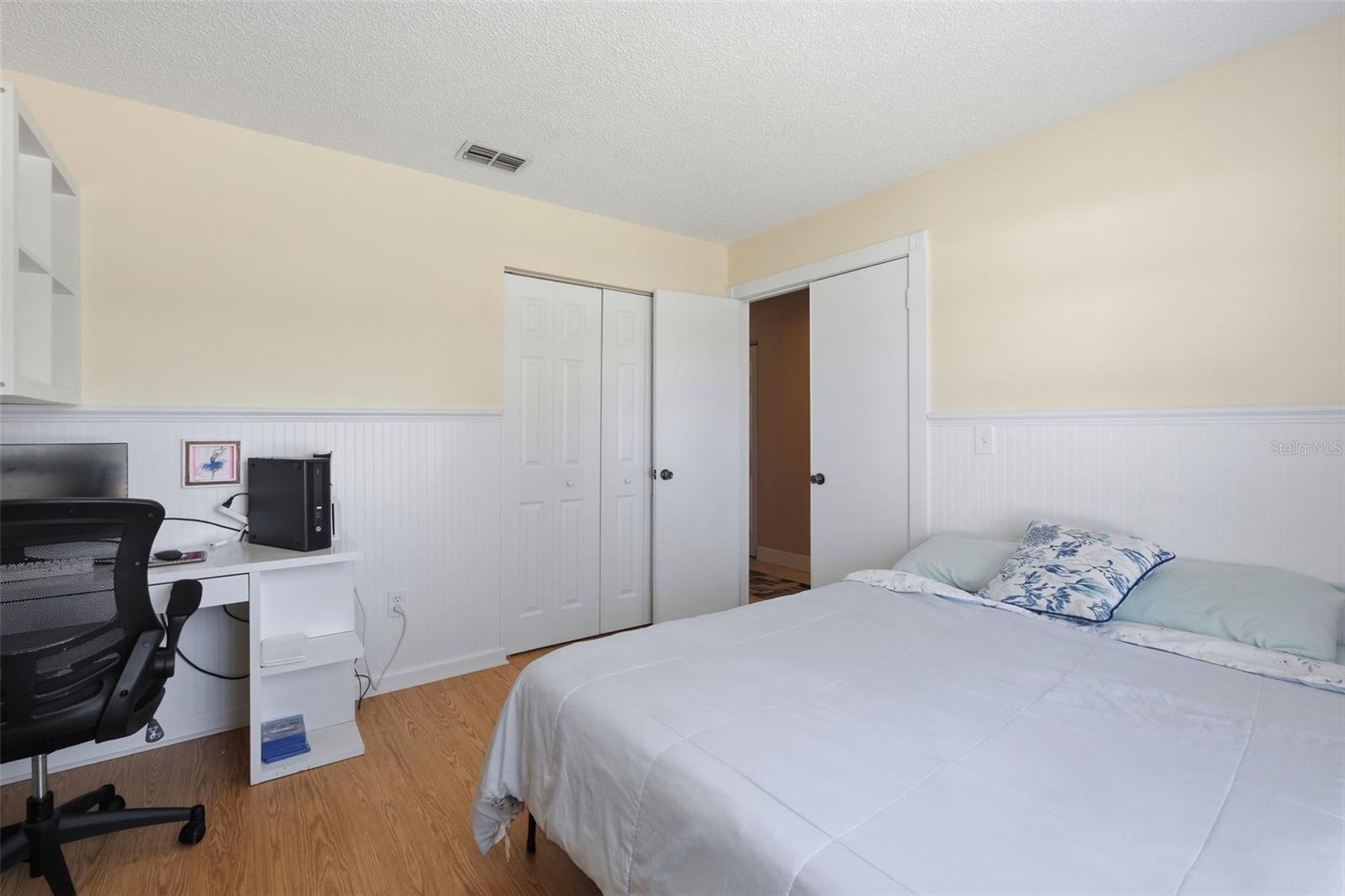 2872 WESLEYAN DR — photo 17