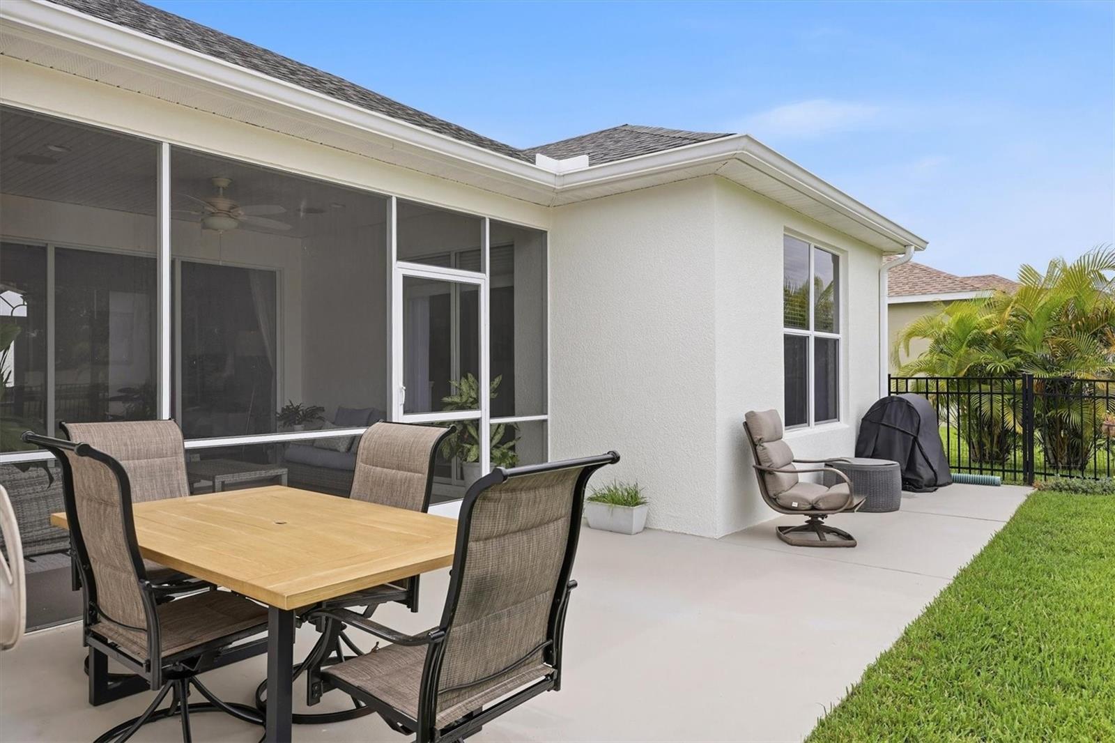 5847 LEXINGTON DR — photo 39