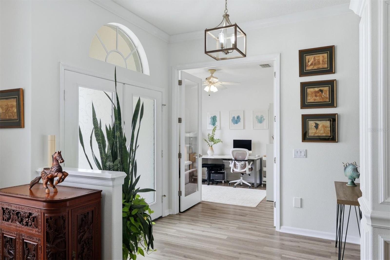 5847 LEXINGTON DR — photo 5