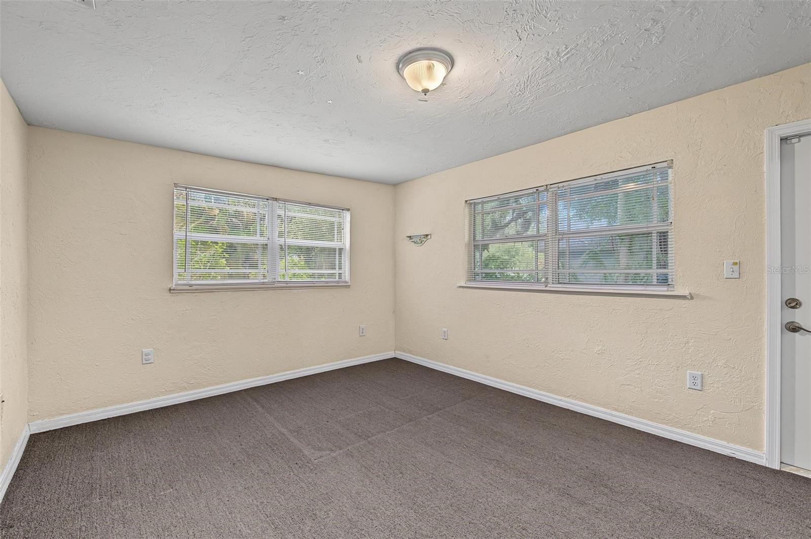 514 12TH AVE W — photo 22