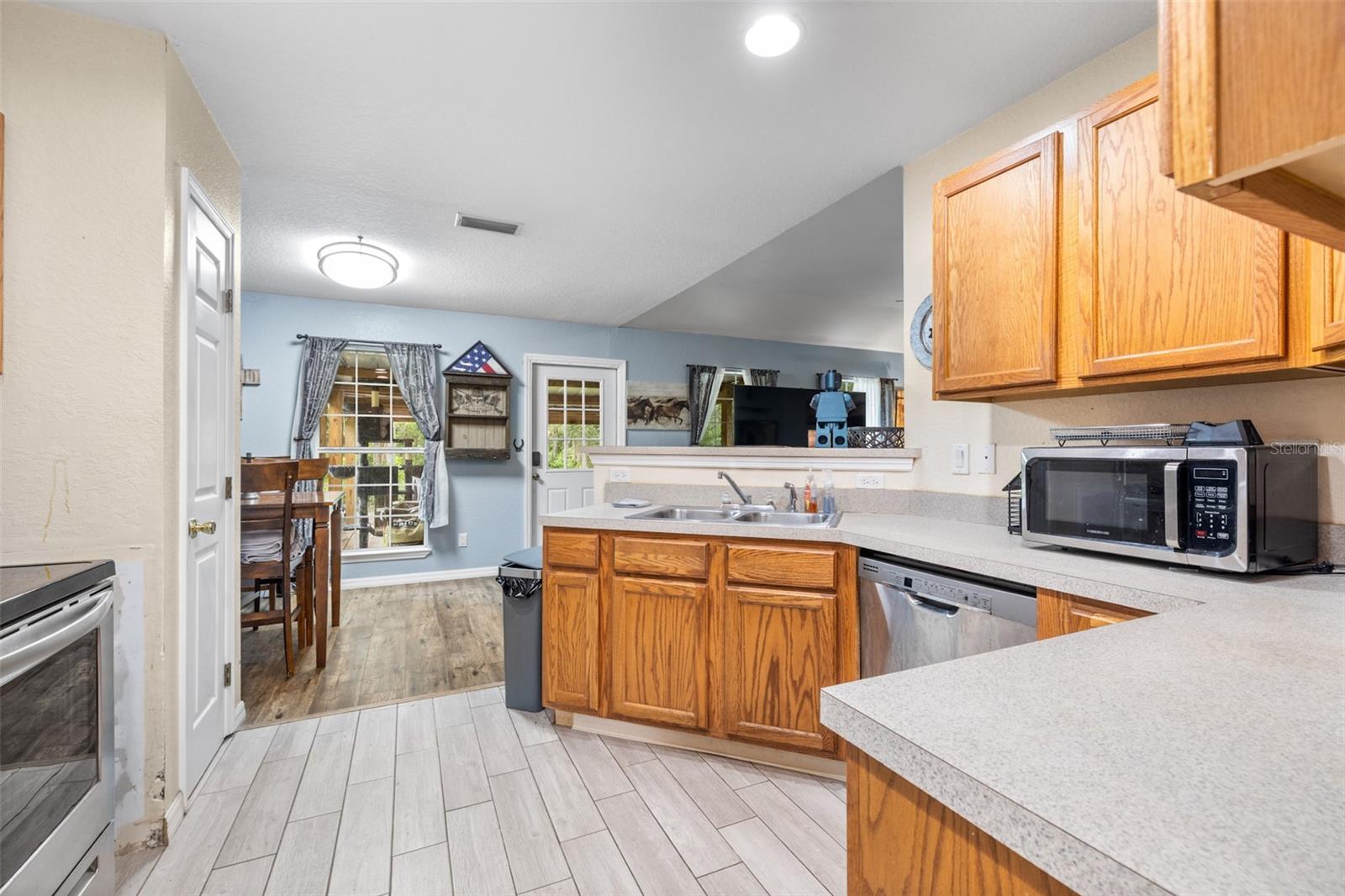 18145 BOOMING RD — photo 17