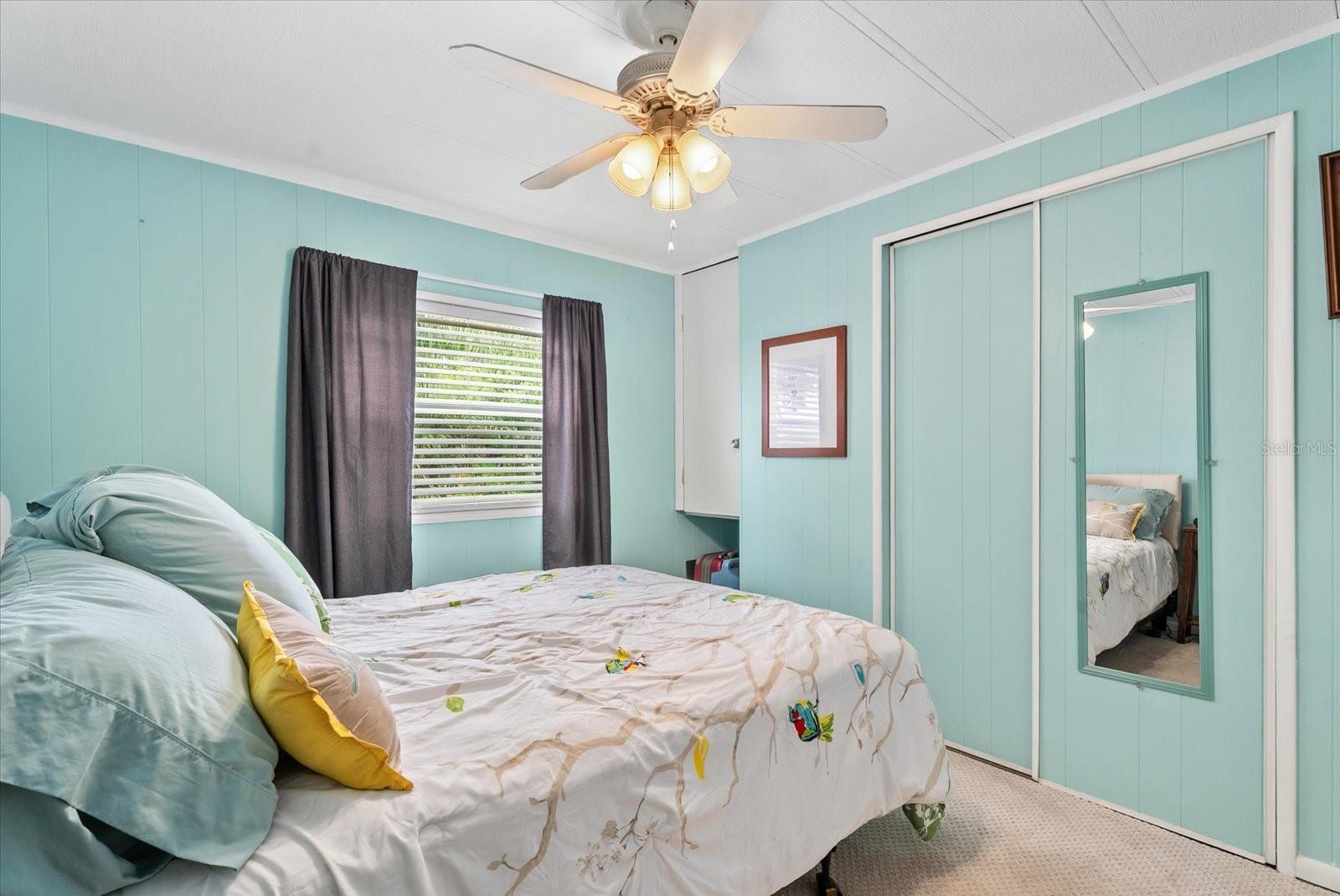 560 FAIRMOUNT DR — photo 20