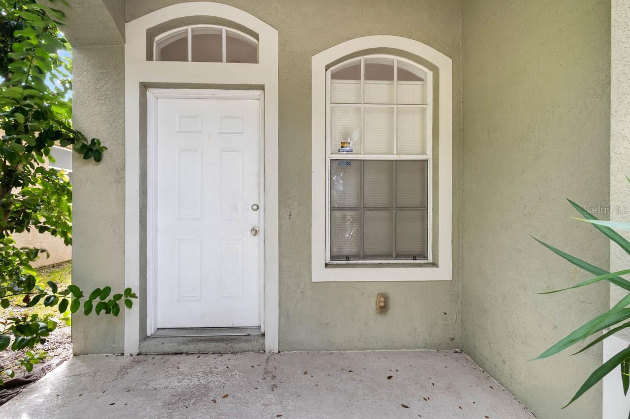 10313 AVELAR RIDGE DR — photo 4