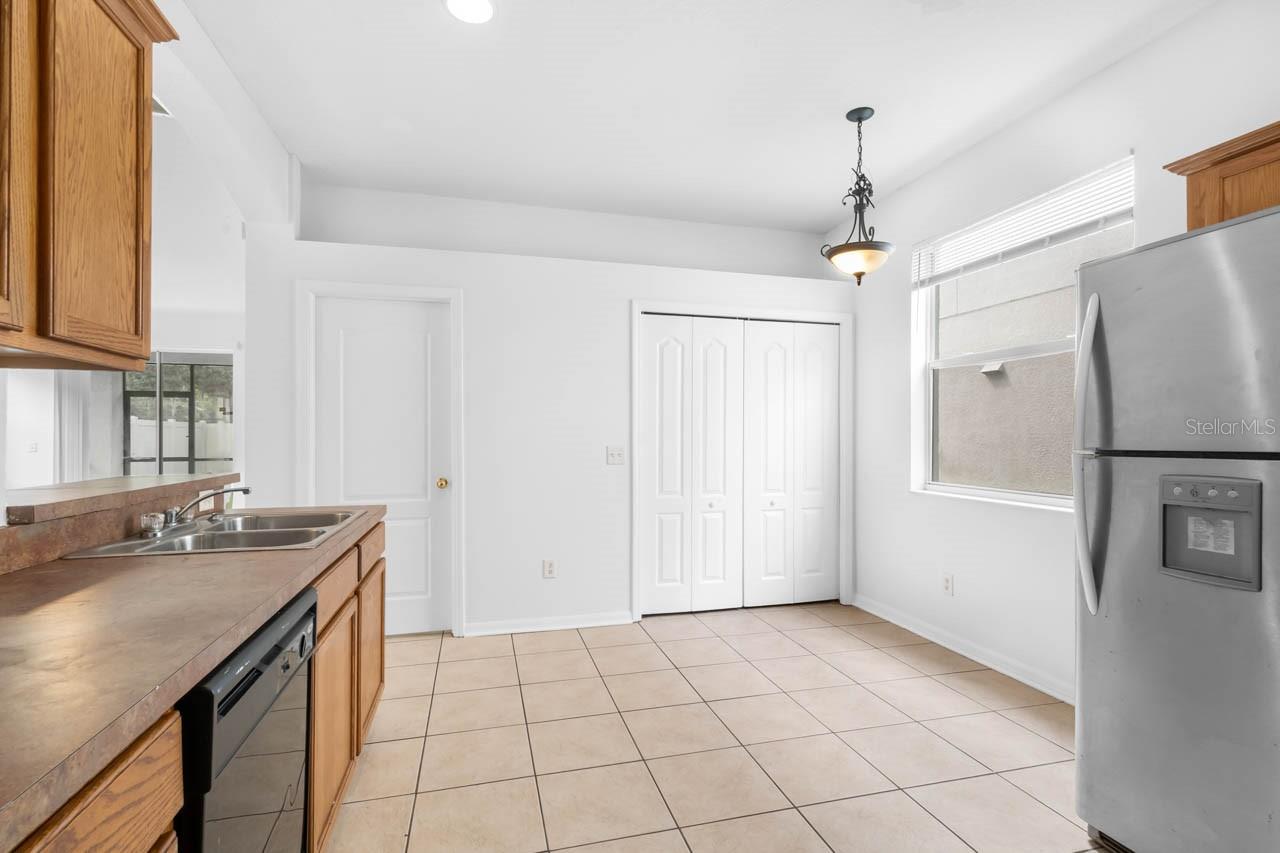 10313 AVELAR RIDGE DR — photo 13