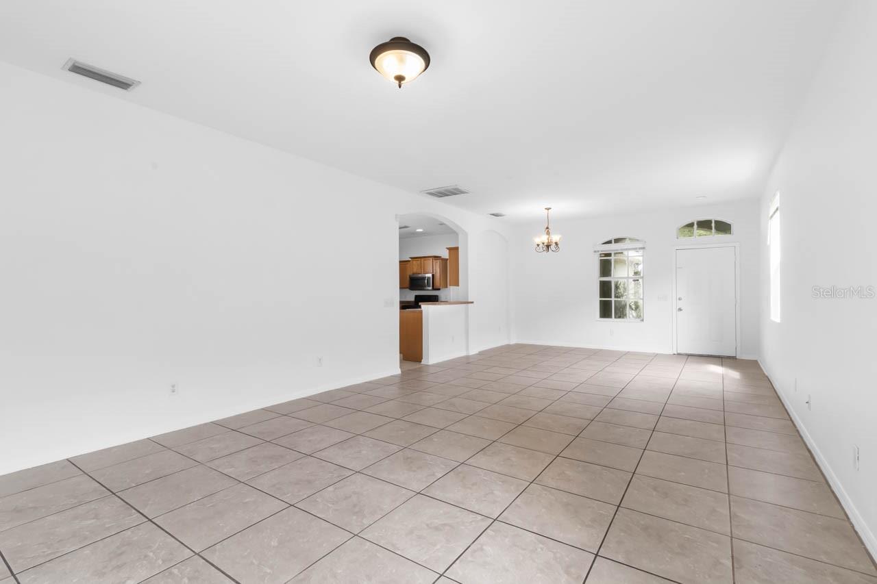 10313 AVELAR RIDGE DR — photo 7