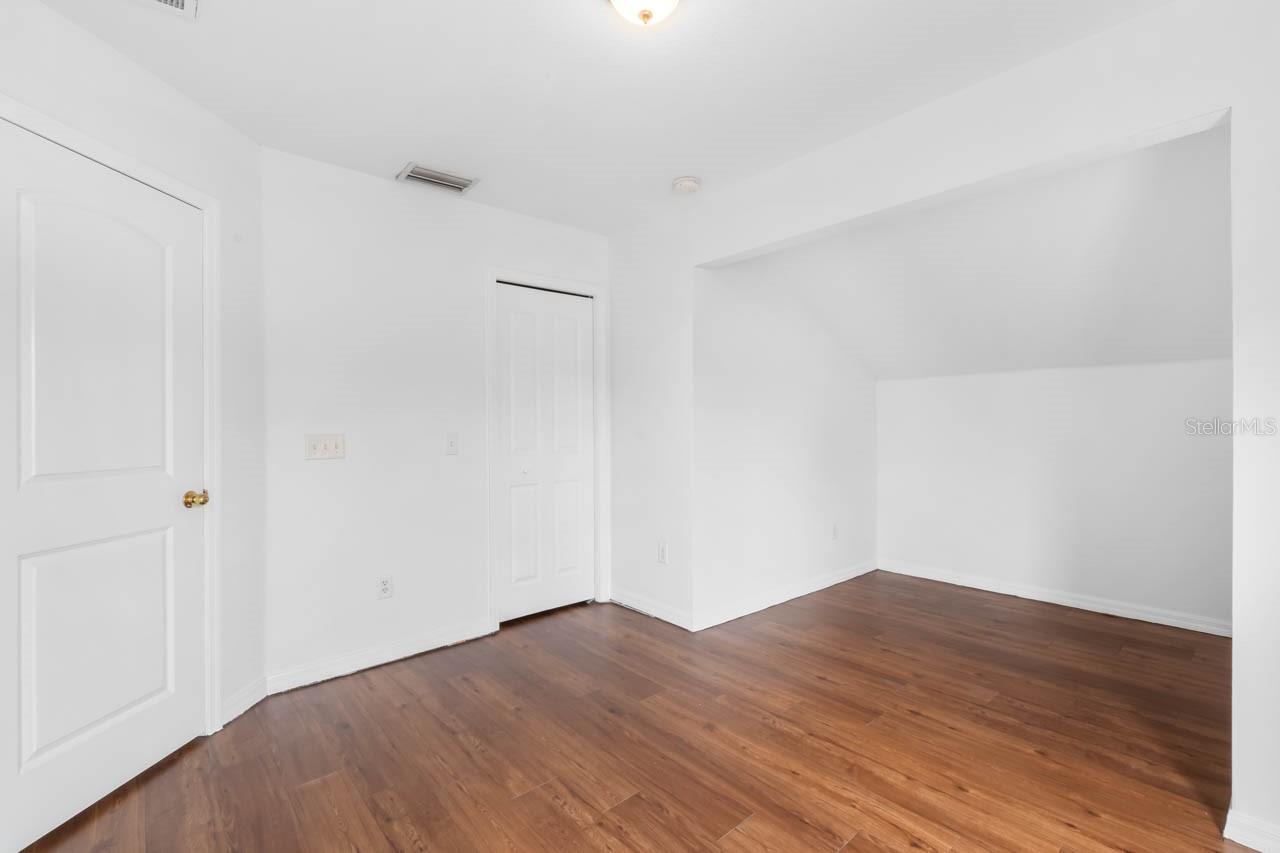 10313 AVELAR RIDGE DR — photo 24
