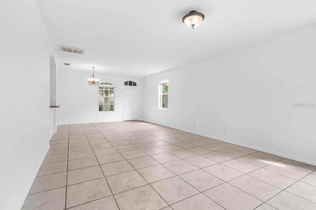 10313 AVELAR RIDGE DR — photo 8