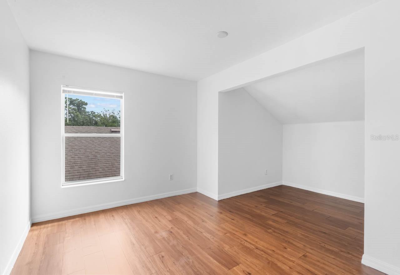 10313 AVELAR RIDGE DR — photo 22