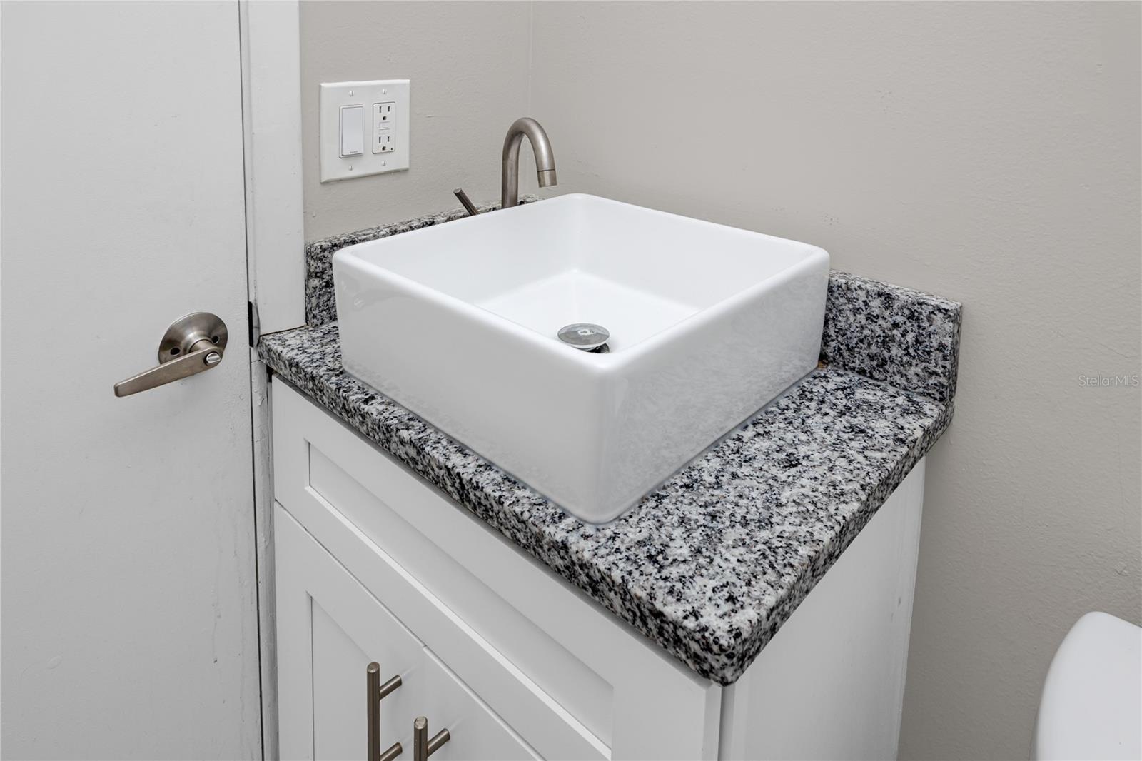4624 WISTERIA DR — photo 19
