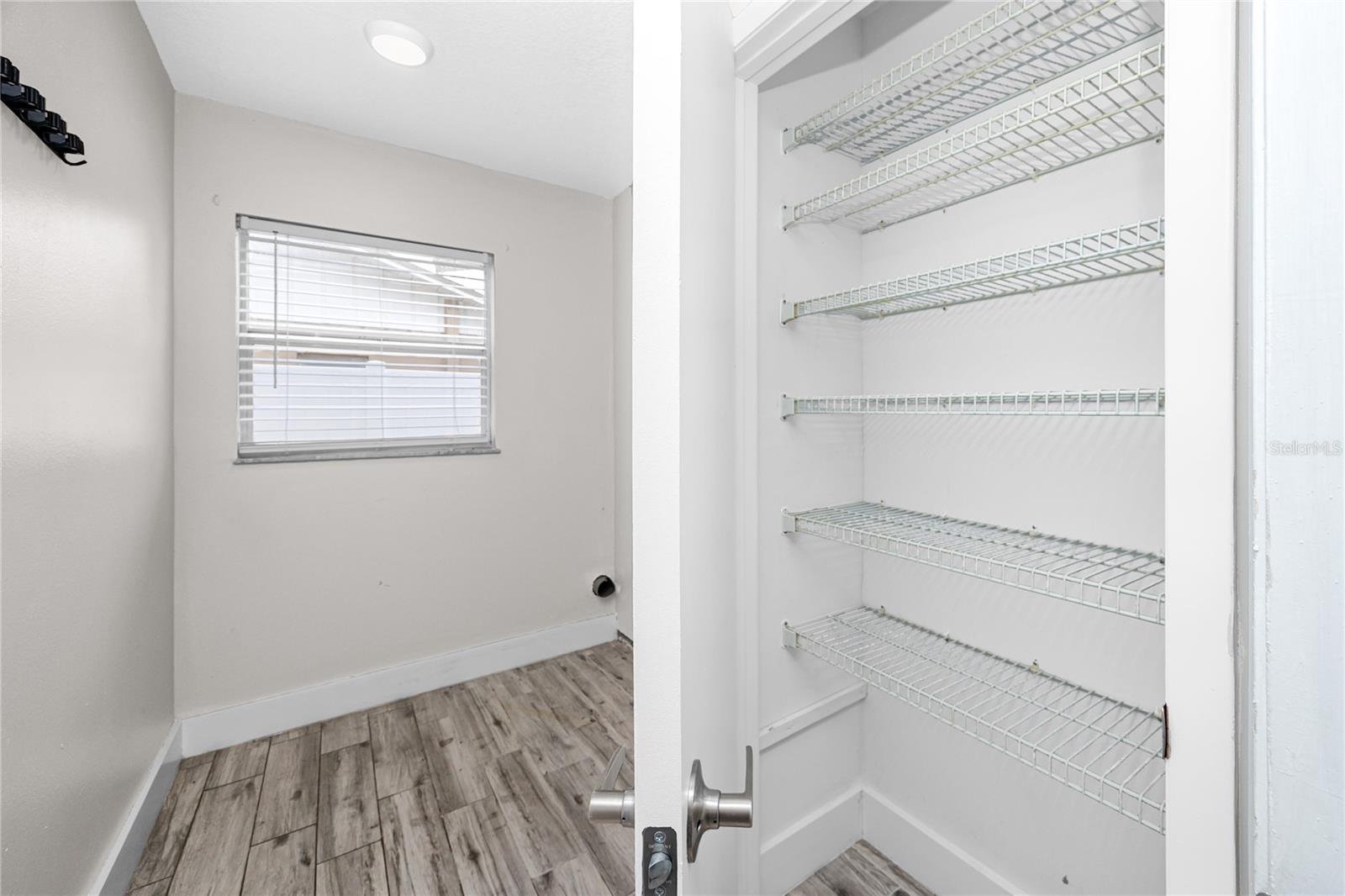 4624 WISTERIA DR — photo 30