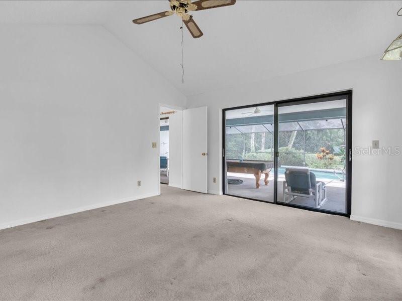 11211 PINE FOREST DR — photo 23