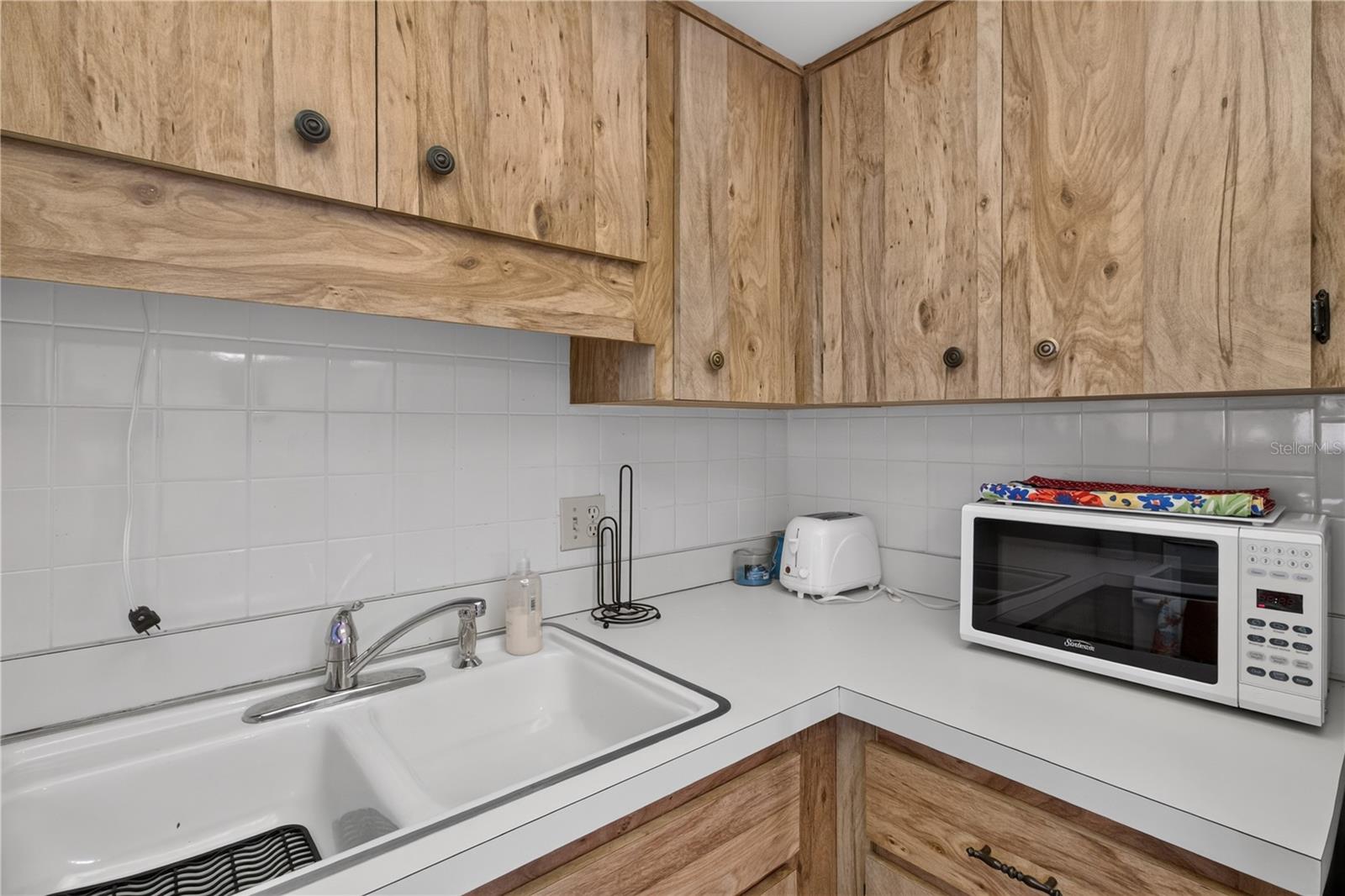 6176 CHESHAM DR #8 — photo 19