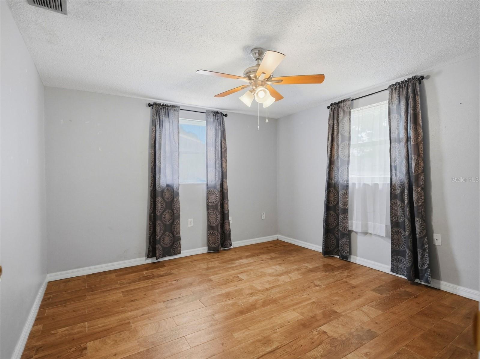 9850 RICHWOOD LN — photo 12