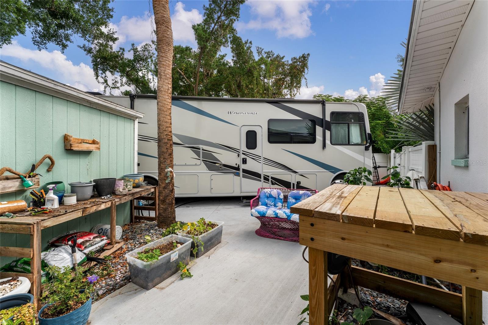 4785 BUTTERFLY PL NE — photo 36