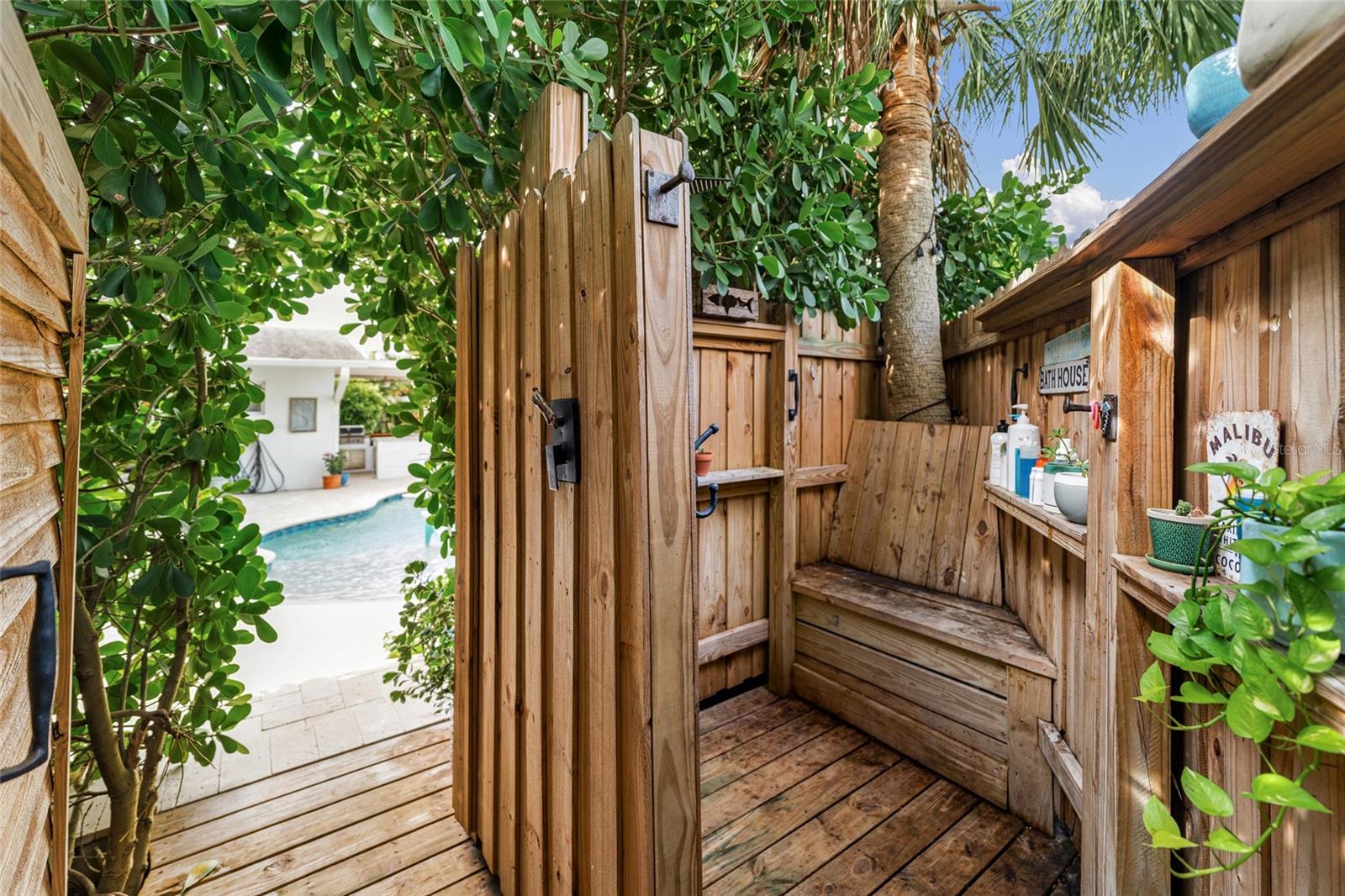 4785 BUTTERFLY PL NE — photo 33