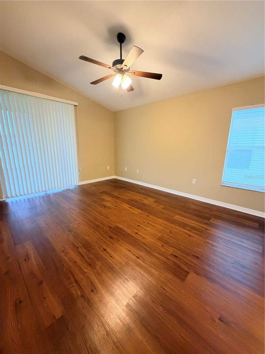 7516 TOWER BRIDGE DR — photo 11