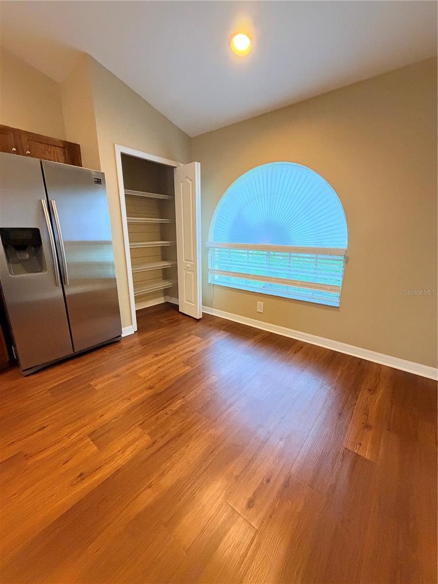 7516 TOWER BRIDGE DR — photo 8